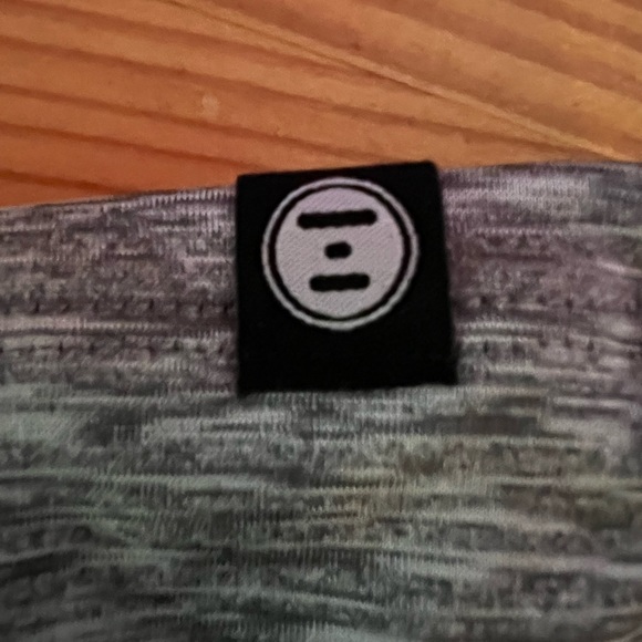 IFG Fit Posture Correcting Golf Ace Polo Size XL - Picture 3 of 7